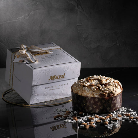 Muzzi Panettone Glassato con Mandorle (Almond icing) 1kg
